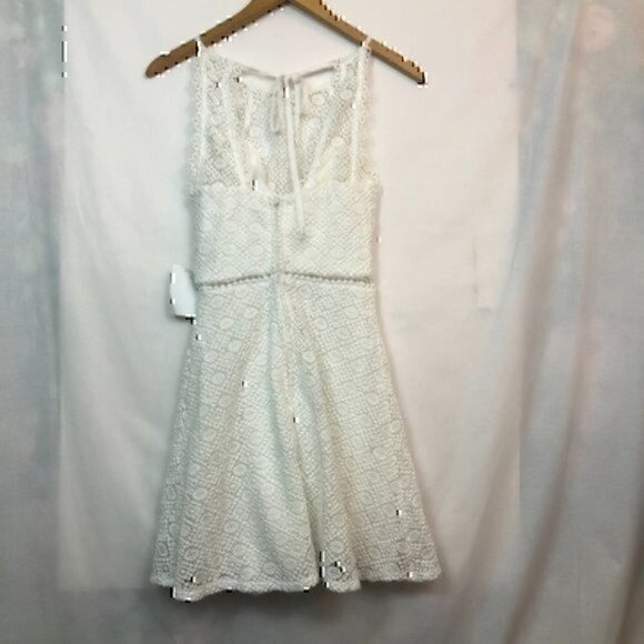 NEW NWT B DARLIN High Neck Lace Fit Flare Dress White Sleeveless Mini Party 1 2 - Picture 7 of 8